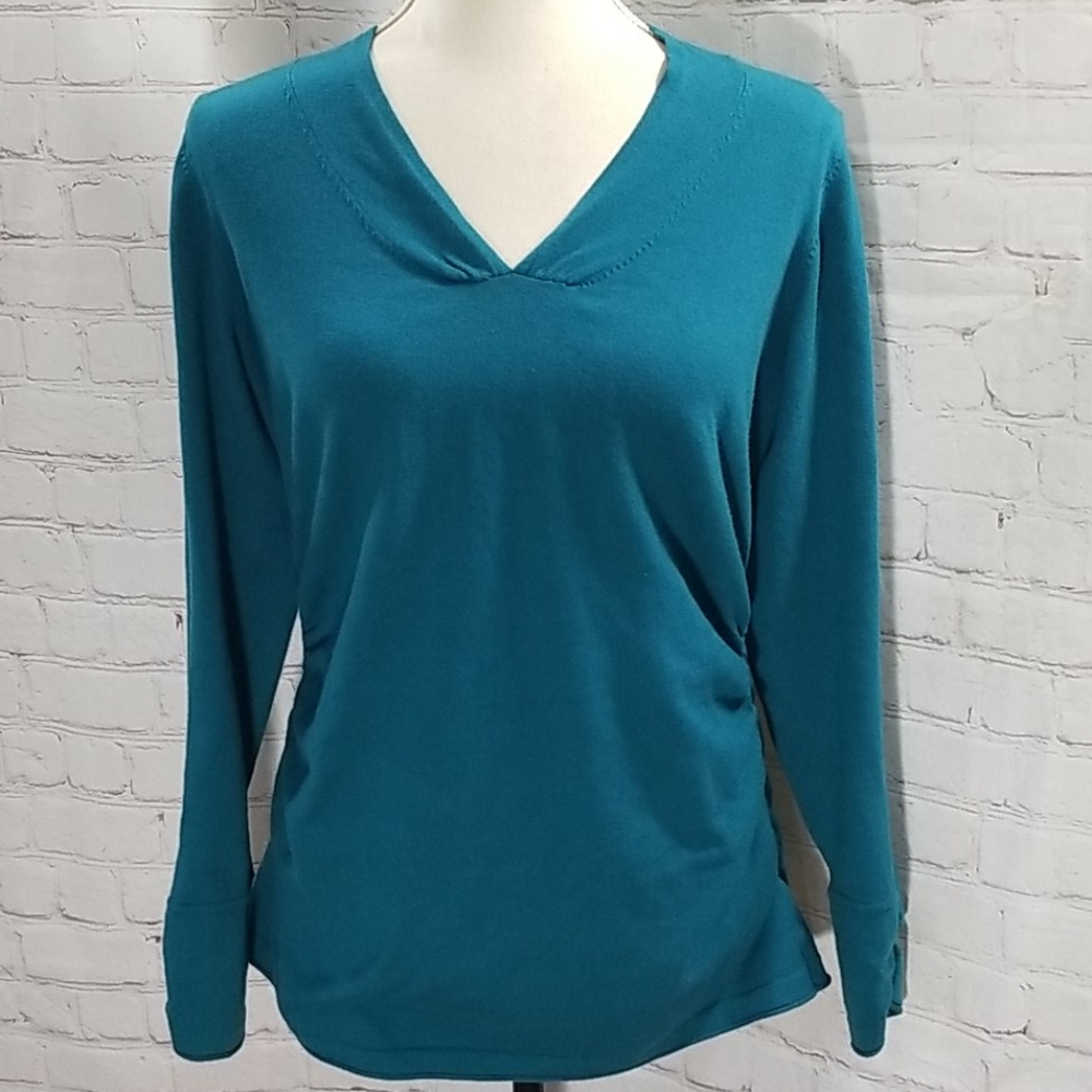 Title Nine Aqua Blue V Neck Side Cinched Pullover